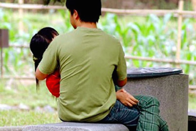 Can-nhe-nhang-khuyen-tre-tranh-nhung-hau-qua-khi-yeu-som